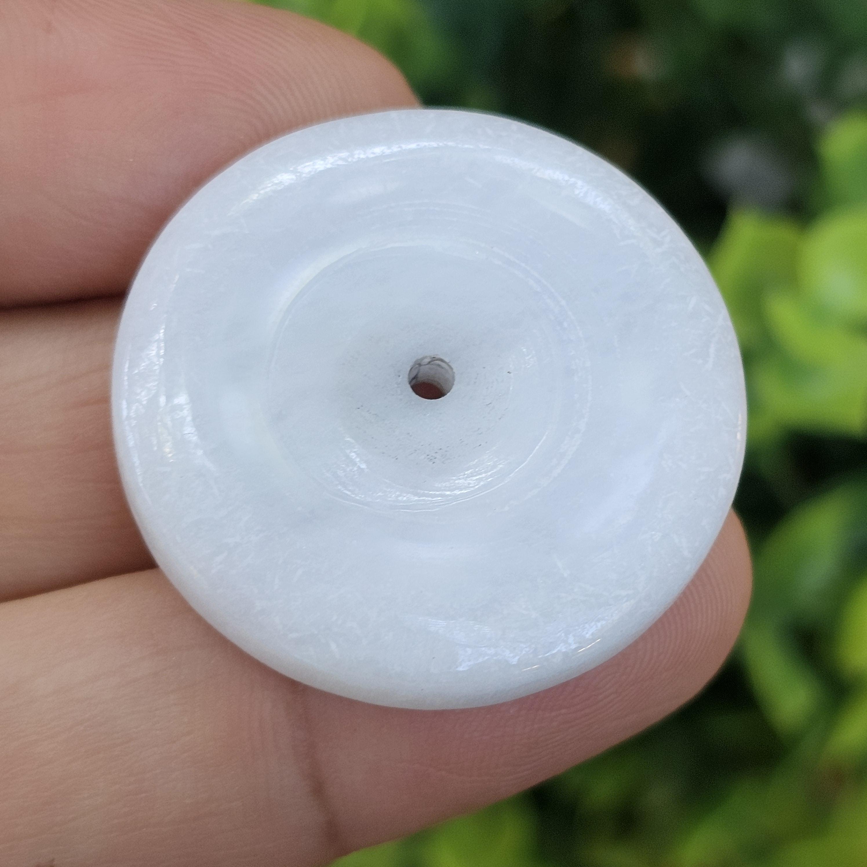 หยก พม่า แท้ Jade จี้โดนัทหยก (Bi-dise jadeite) พม่า (Myanmar) 65.21 กะรัต (Cts.)