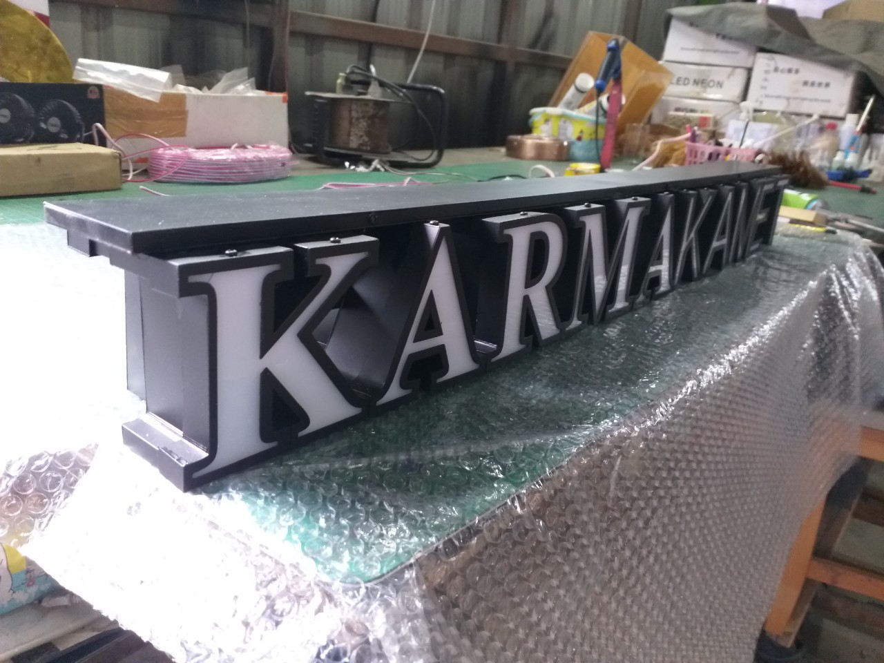 งานป้ายไฟ