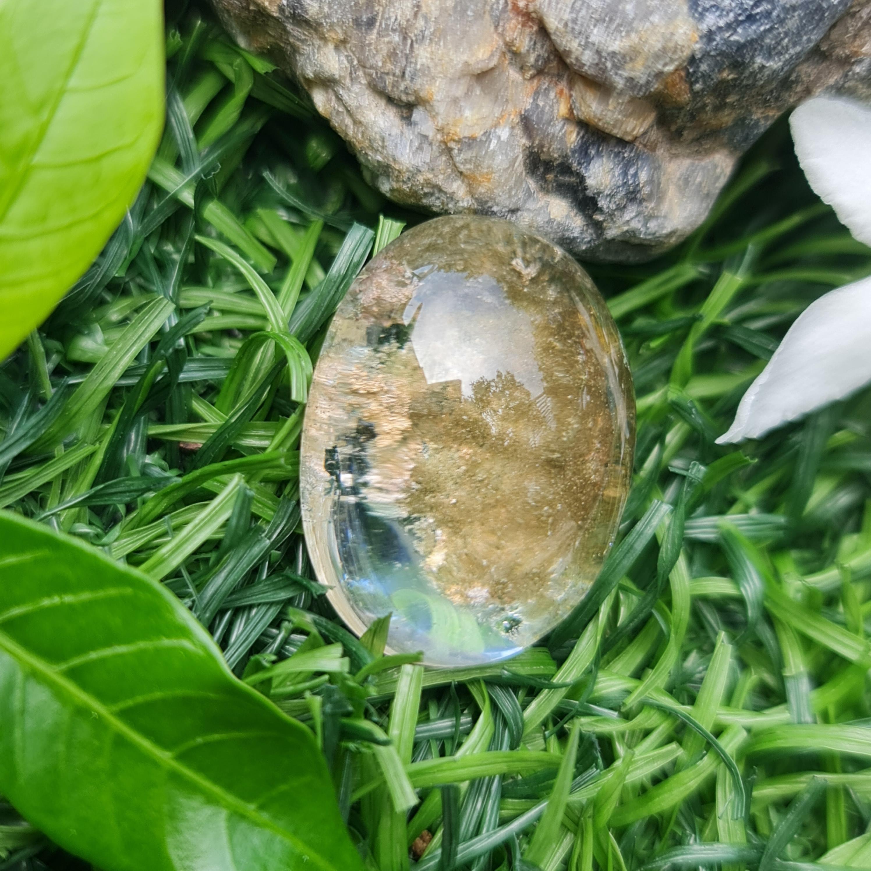 โป่งข่าม ควอตซ์ Rutilated Quartz 35.03 กะรัต Cts. พลอยแท้ อัญมณีมงคลประจําวันเกิด เครื่องประดับพลอย