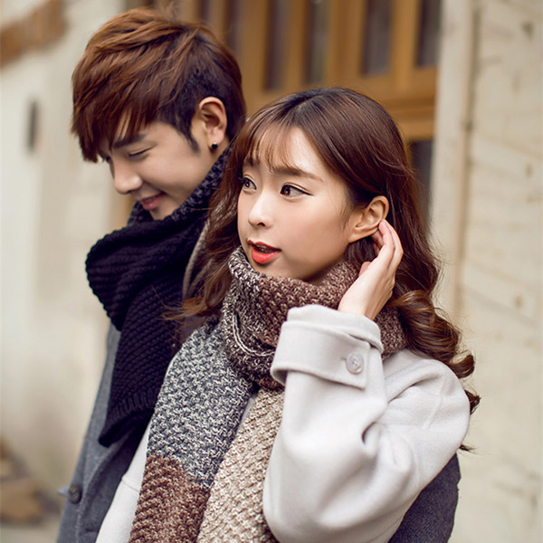 ผ้าพันคอไหมพรมถักลายตัดสี ผืนยาว ใช้ได้ทั้งหญิงและชาย (11307L)