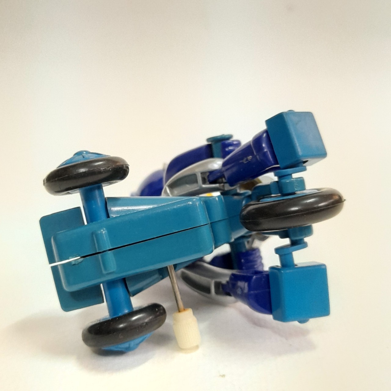 ตุ๊กตาพลาสติกอุลตร้าแมนคอสมอส ลูน่าโหมด ถีบจักรยาน ไขลาน ไม่ได้เช็คสภาพ งานไทย มีปั๊มลิขสิทธิ์สมโพธิ์ แสงเดือนฉาย งานเก่าสะสมหายาก