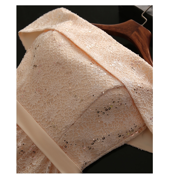 Pre-order ชุดราตรีสั้น แบบไหล่ปาด ผ้าลูกไม้ ปัดเลื่อม กระโปรงสั้น พร้อมโบว์ เชือกผูกหลัง