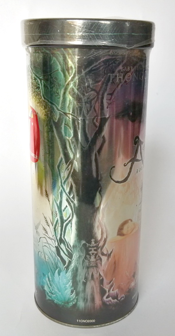 กระป๋องสังกะสี** มีตำหนิตามสภาพตามเวลา ขนมขบเคี้ยว เลย์ งานที่ระลึก ธงไชย แมคอินไตย์ อโรคาจอมยากับยาใจ กระป๋องสูง1ฟุตกว่าๆ ของเก่าสะสมงามเมื่อปี 2000งานเก่าหายาก