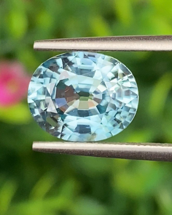 พลอย เพทาย Natural Zircon 5.16 กะรัต (Cts.) พลอยแท้อัญมณีมงคล ประจําวันเกิด เครื่องประดับพลอย