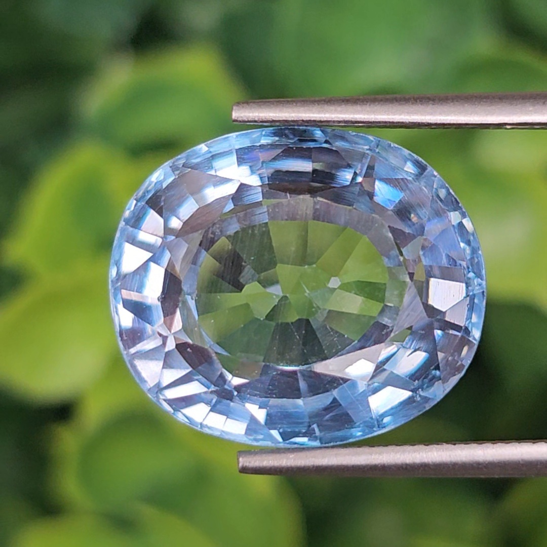 พลอย บลู โทแพซ (Blue Topaz) 17.00 กะรัต (Cts.) พลอยแท้ อัญมณีมงคลประจําวันเกิด เครื่องประดับพลอย