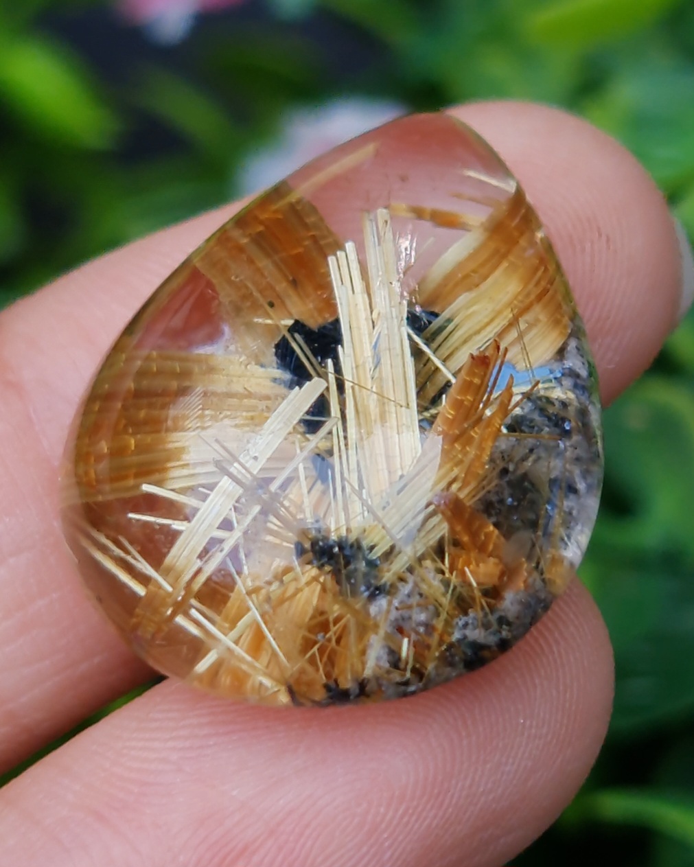 ไหมทอง สตาร์ ควอตซ์ Golden Star Rutilated Quartz 39.59 กะรัต Cts.พลอยแท้ อัญมณีมงคลประจําวันเกิด เครื่องประดับพลอย