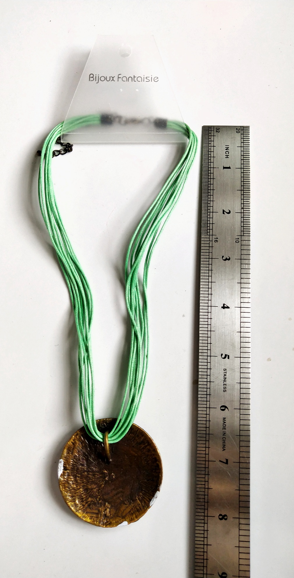 สร้อยคอสไตล์โบฮีเมี่ยน สายเชือกสีเขียว น้ำตาล และ ดำ พร้อมจี้แบบต่างๆ