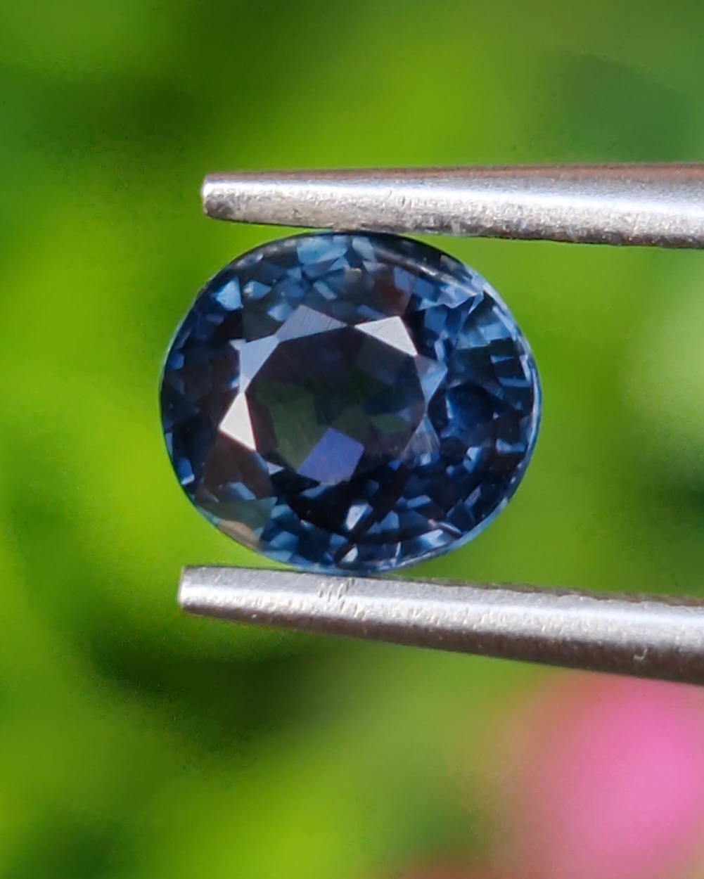 พลอย ไพลิน blue sapphire 0.93 กะรัต (Cts.) ดิบ (Unheated) พลอยแท้ อัญมณีมงคลประจําวันเกิด เครื่องประดับพลอย