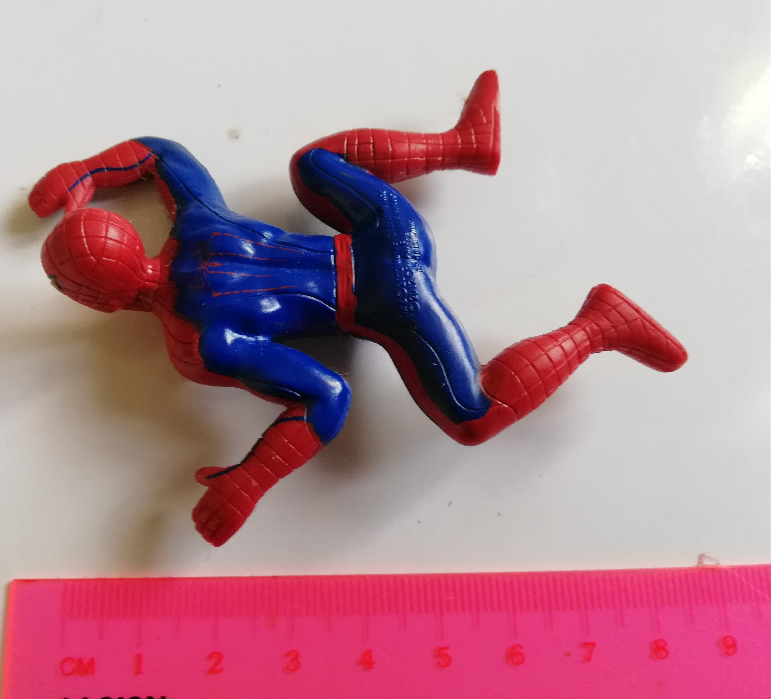 ของสะสมเก่า ตุ๊กตาสไปเดอร์แมนยางตัน ท่าคลาน เก่าเก็บตามสภาพ