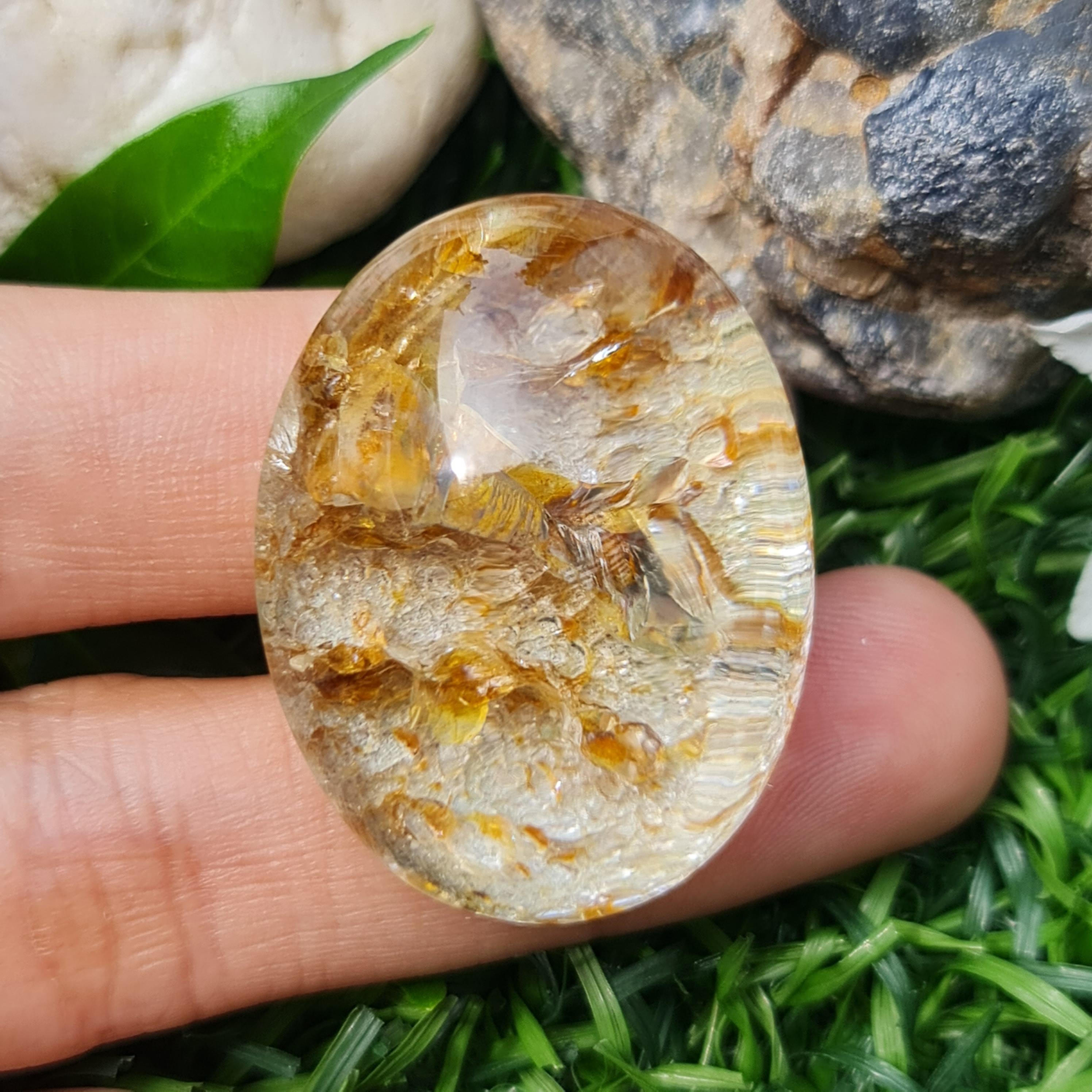 โป่งข่าม ควอตซ์ Rutilated Quartz 103.05 กะรัต Cts. พลอยแท้ อัญมณีมงคลประจําวันเกิด เครื่องประดับพลอย