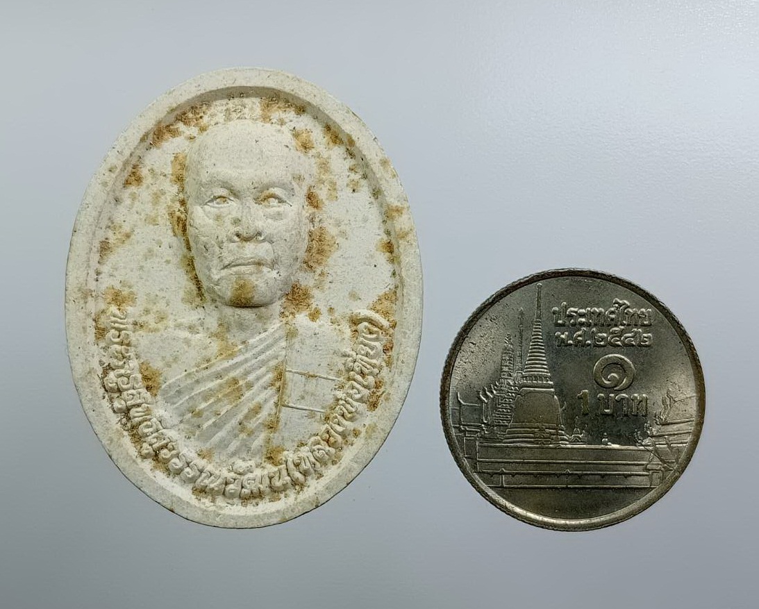 ผ3146 พระผง หลวงพ่อเที่ยง วัดบ้านเก่า จ.สุพรรณบุรี มีเกศา