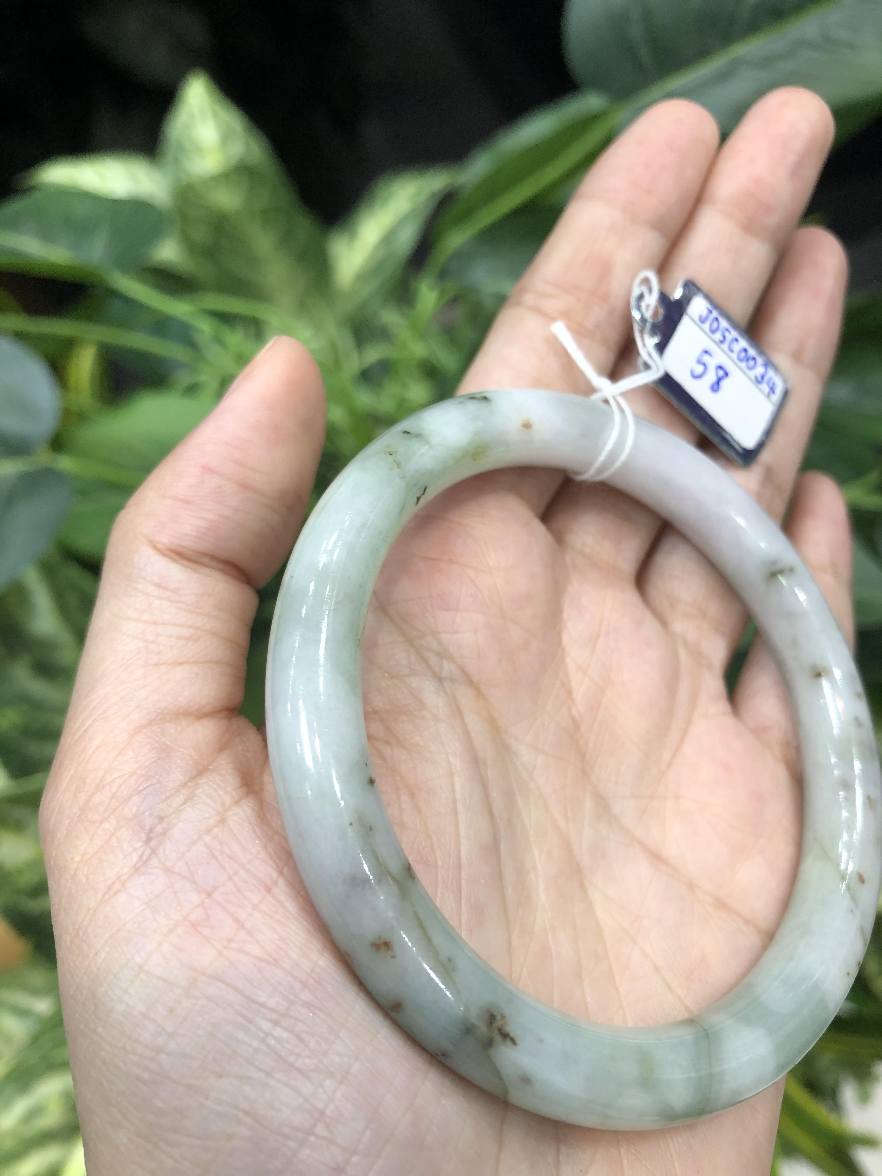 J05C0034 หยก พม่า แท้ Jade กำไลหยก 58 มม. (Jade bracelet) พม่า (Myanmar)