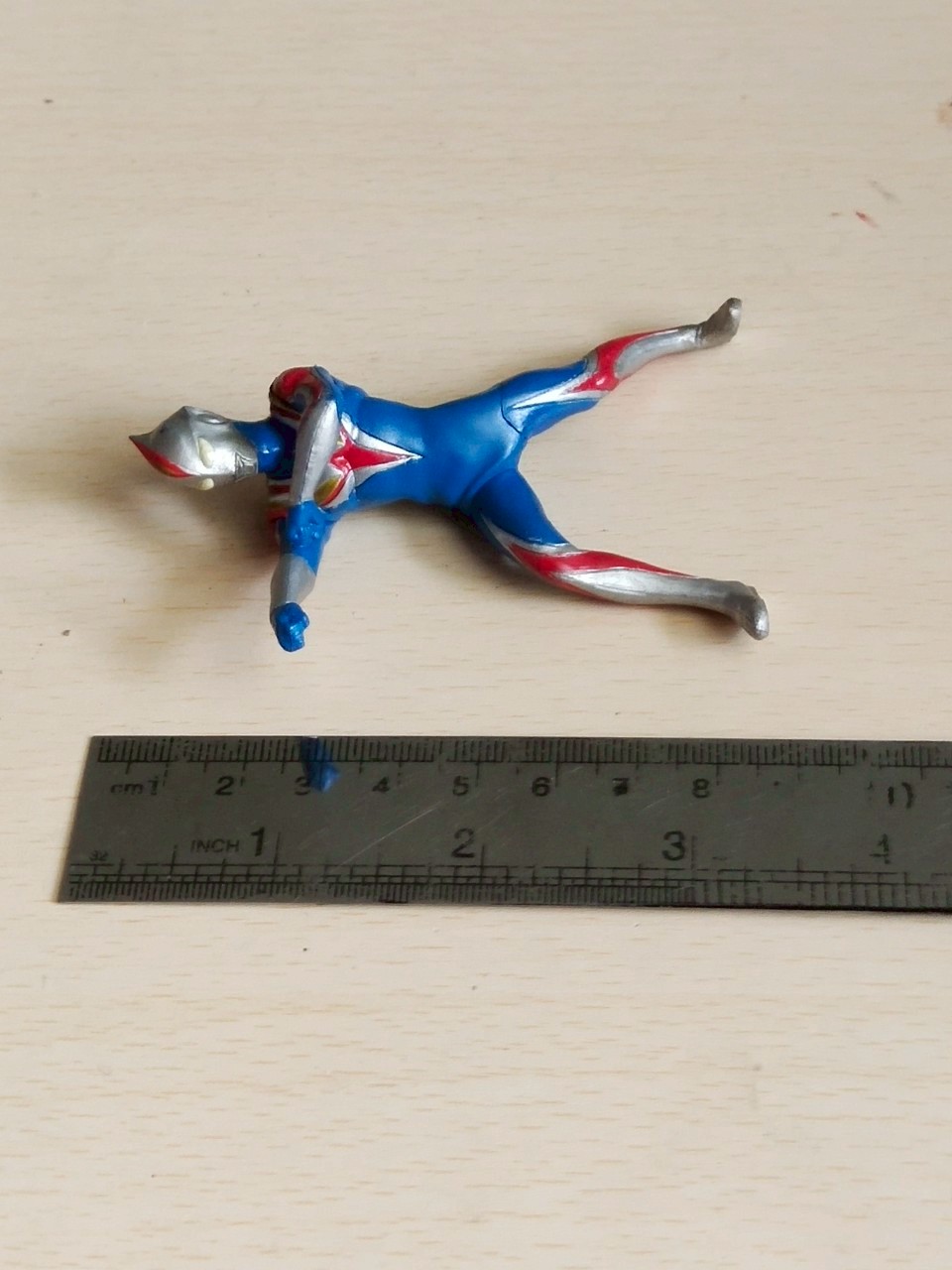 มีหลายภาพ กาชาปอง อุลตร้าแมนคอสมอส ไม่มีฐาน