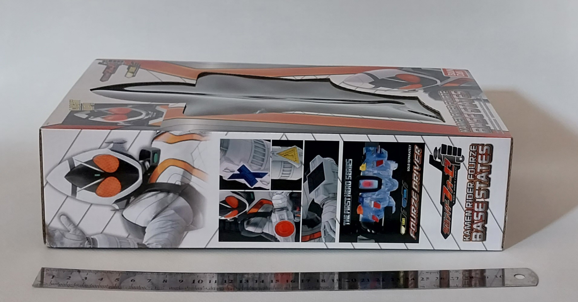 มือ1 กล่องมีตำหนิบ้าง ไรเดอร์โฟเซ่ Fourze ขนาดประมาณ 30 ซม. ของแท้ Bandai2014 รุ่น Light Up