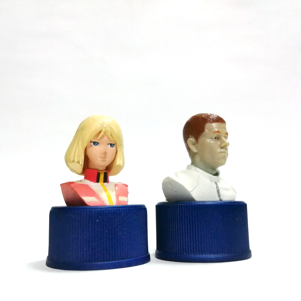 ของสะสม ชุดบัสครึ่งตัว ฝาขวด สูงราว2นิ้ว แคแรคเตอร์ จากกันดั้ม sayla mass และ เบอร์31 leo