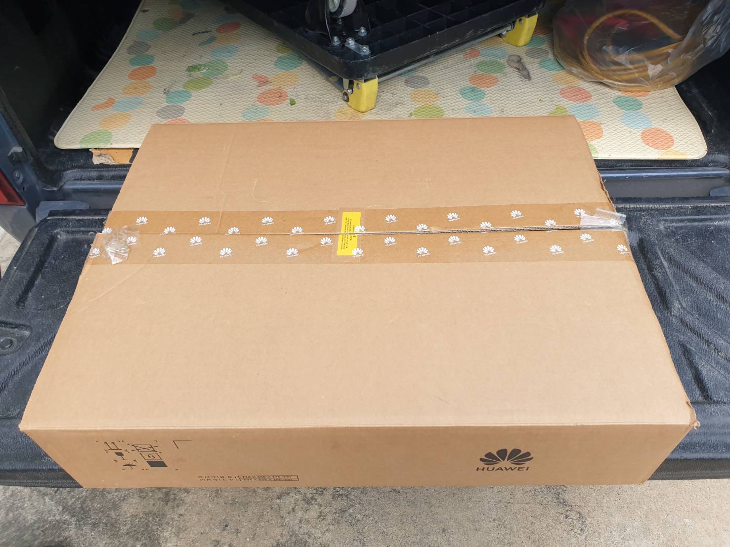 S5735-S32ST4X Huawei Switch 24*GE SFP ports 8*10/100/1000BASE-T ports 4*10GE SFP+ ports ของใหม่