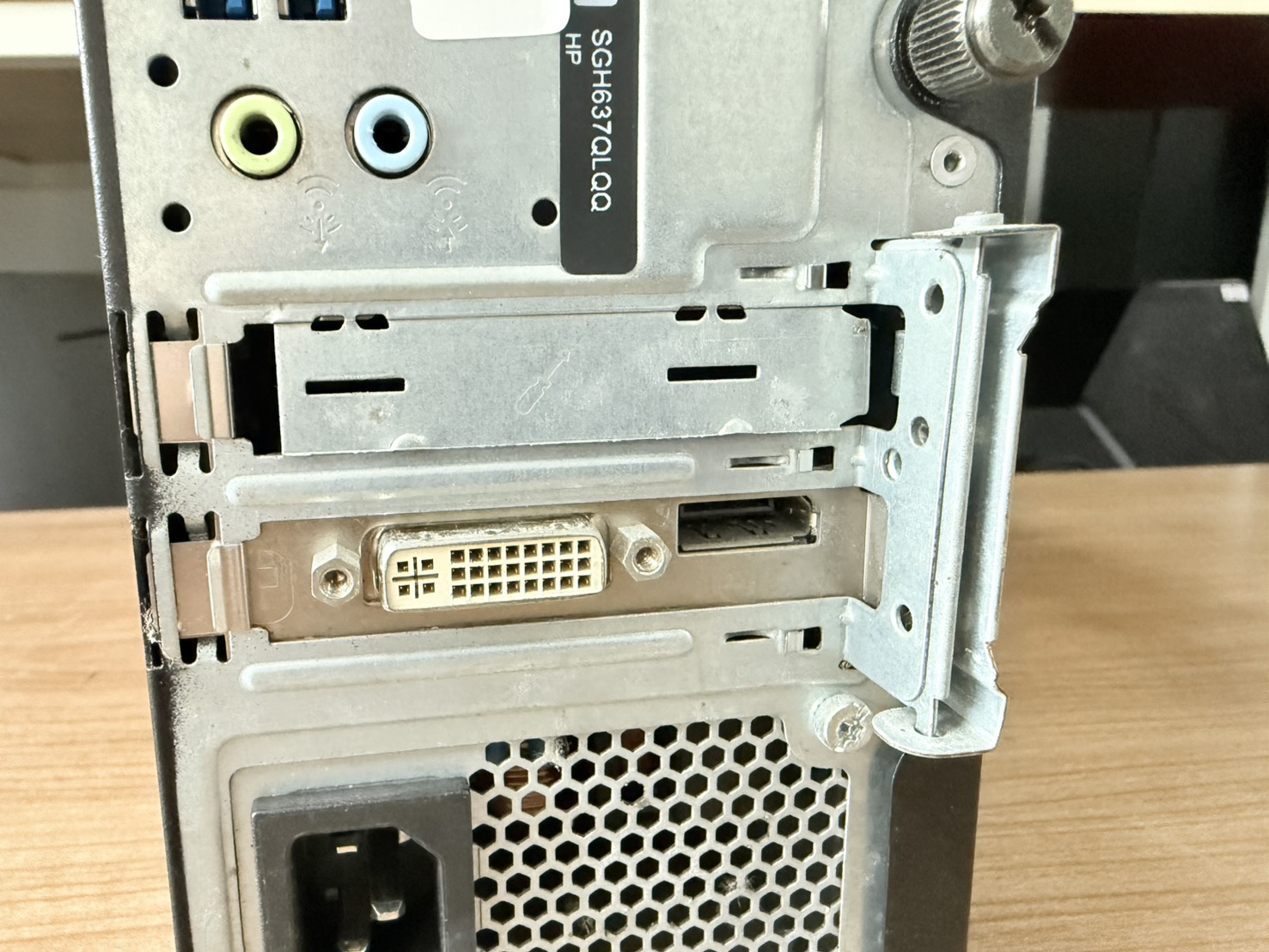 PC HP ProDesk 400 G3 SFF(i7-6700/8GB/HDD 1TB/GT730 2GB)