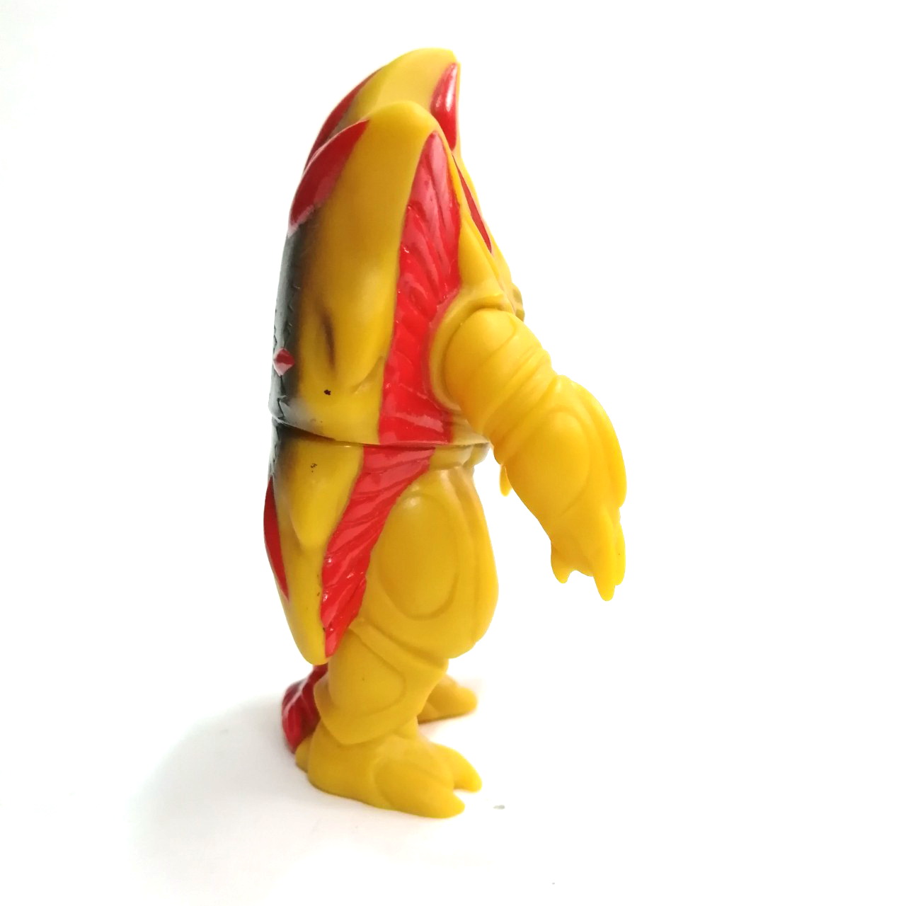 ซอฟ 4นิ้ว ขนาดตามรูป สัตว์ประหลาด ไออารอน มีรอยถลอกเล็กน้อย