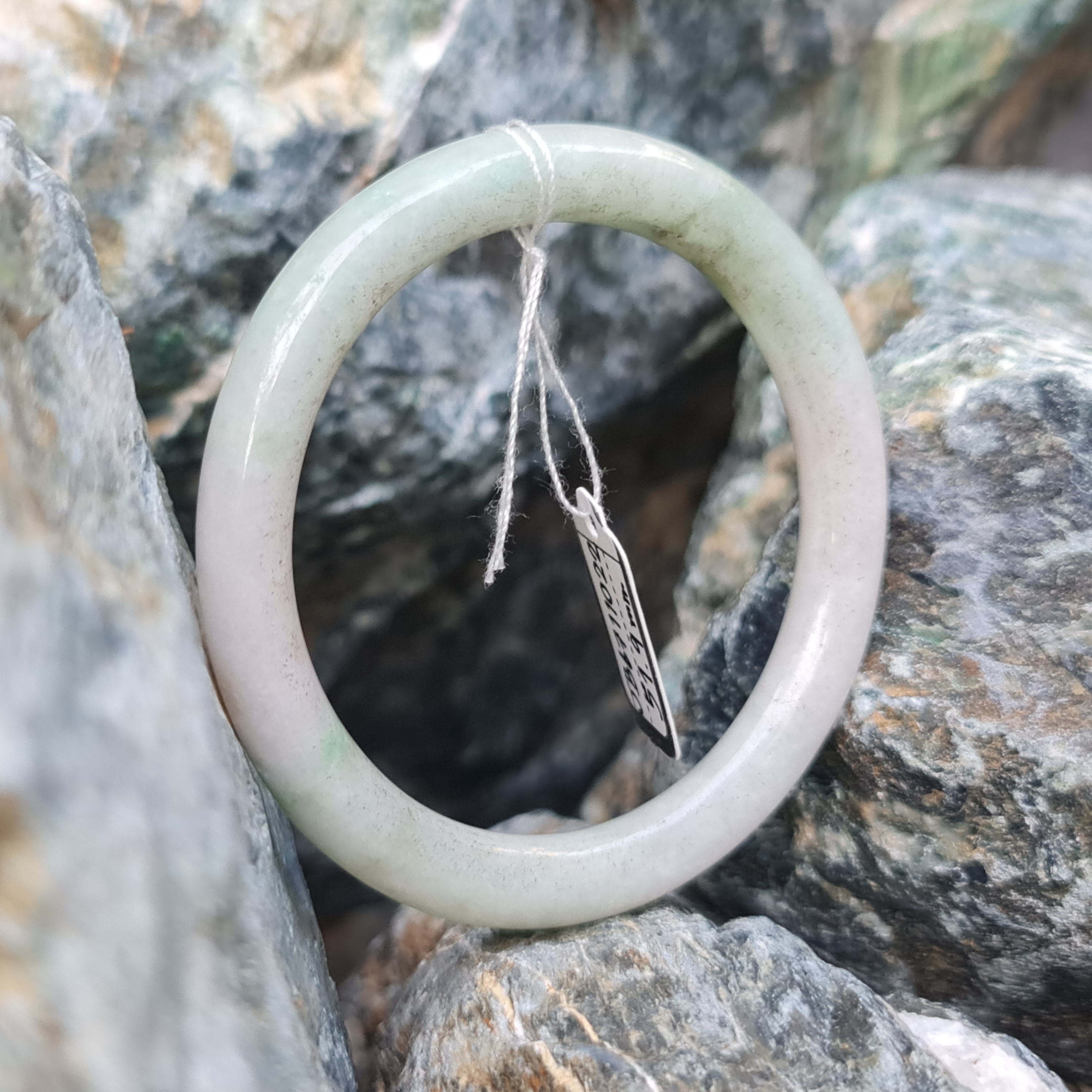 JB6711022 หยก พม่า แท้ Jade กำไลหยก 51.9 มม. (Jadeite bracelet) พม่า (Myanmar)