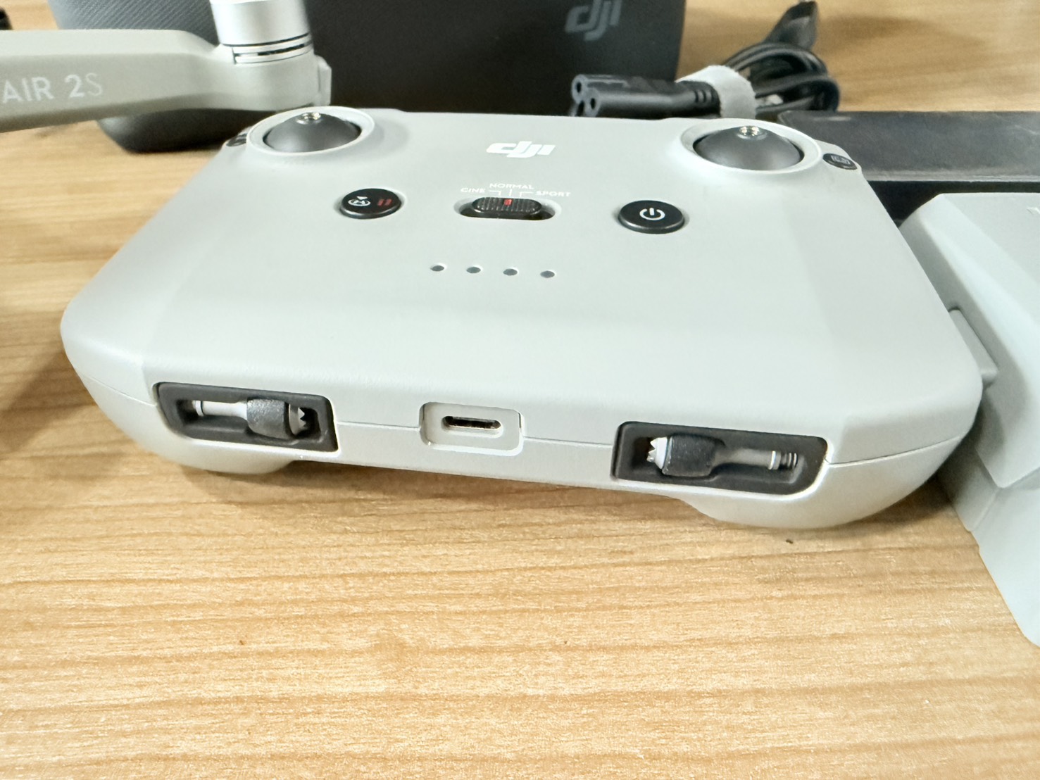 Drone DJI Mavic Air2S+อุปกรณ์ควบคุม