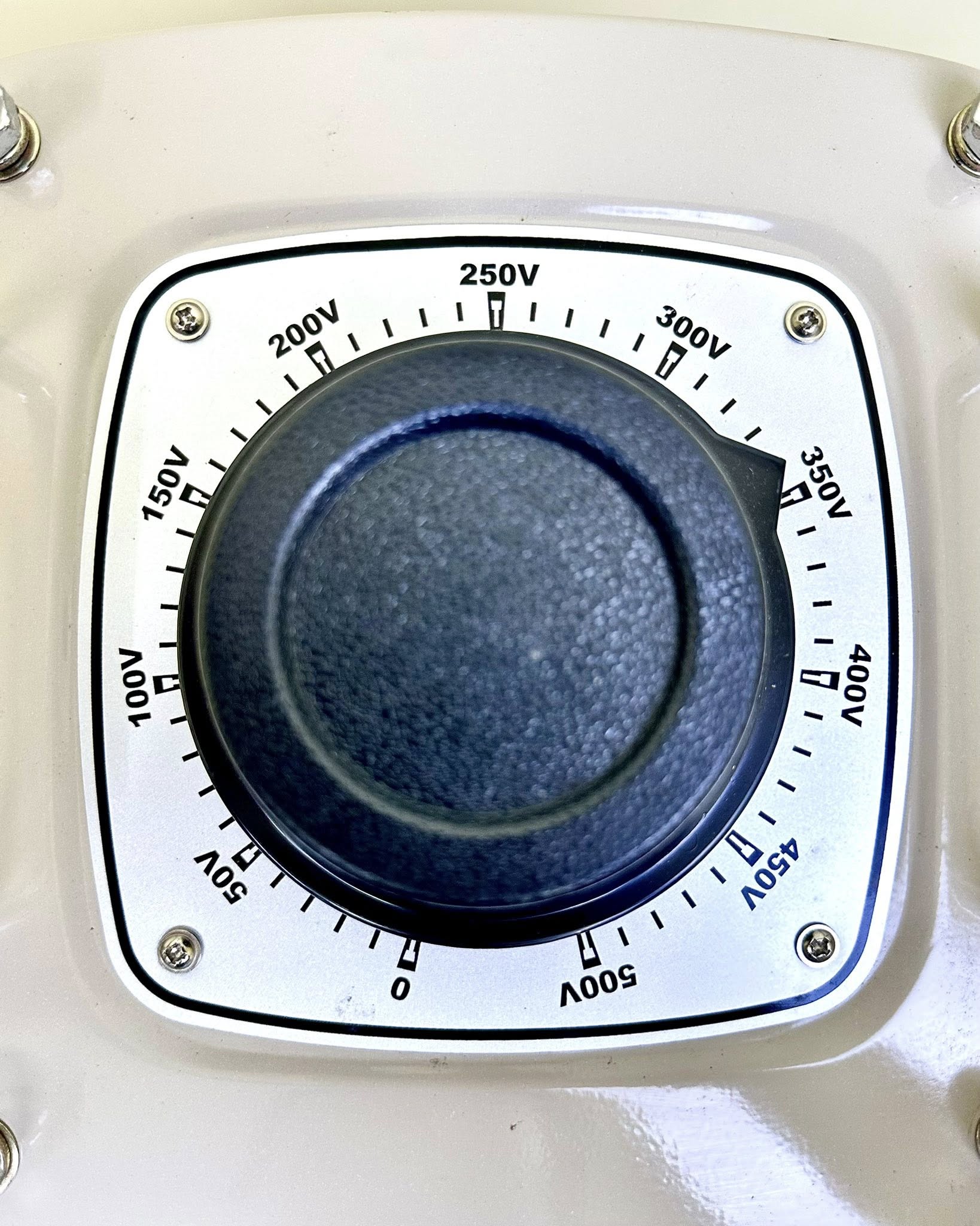 วาริแอค หม้อแปลงปรับแรงดันไฟฟ้าชนิดแกนหมุน 15Kva 3 เฟส