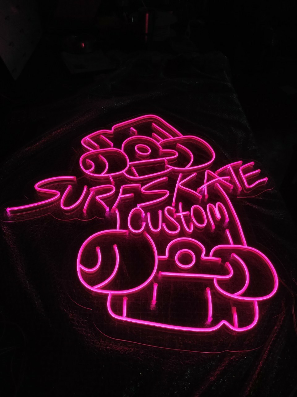 ป้ายไฟนีออนFlex แสงสีชมพู