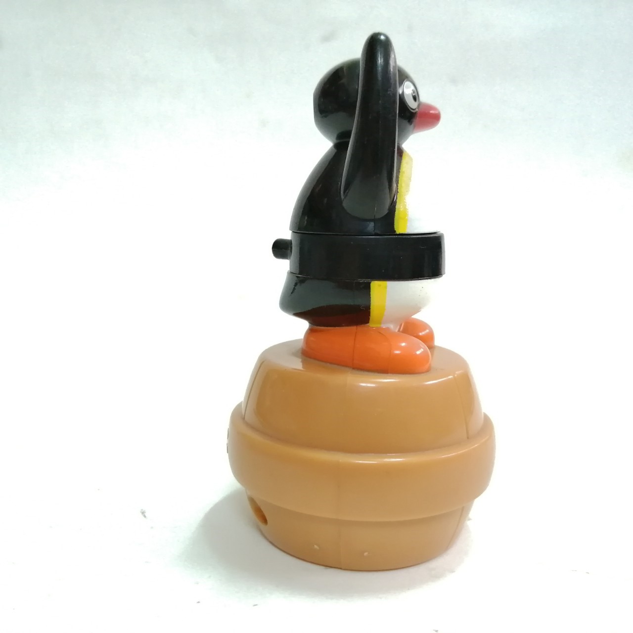 ของเล่น ของสะสม พรีเมี่ยม นกเพนกวิน พิงกุ จากแมคโดนัลด์ **ขาดห่วงฮูลาฮูฟ เก่าเก็บสะสม ขายตามสภาพ