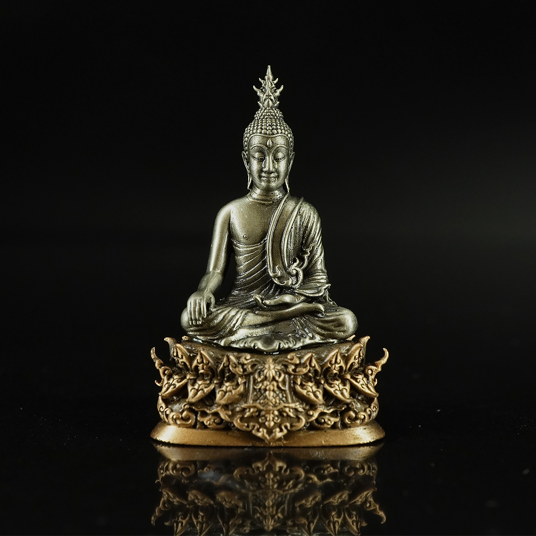 พระกริ่งพุทธมีสุขยกฐานะ เนื้อเรดบรอนซ์รมซาติน องค์ไวท์บรอนซ์รมซาติน