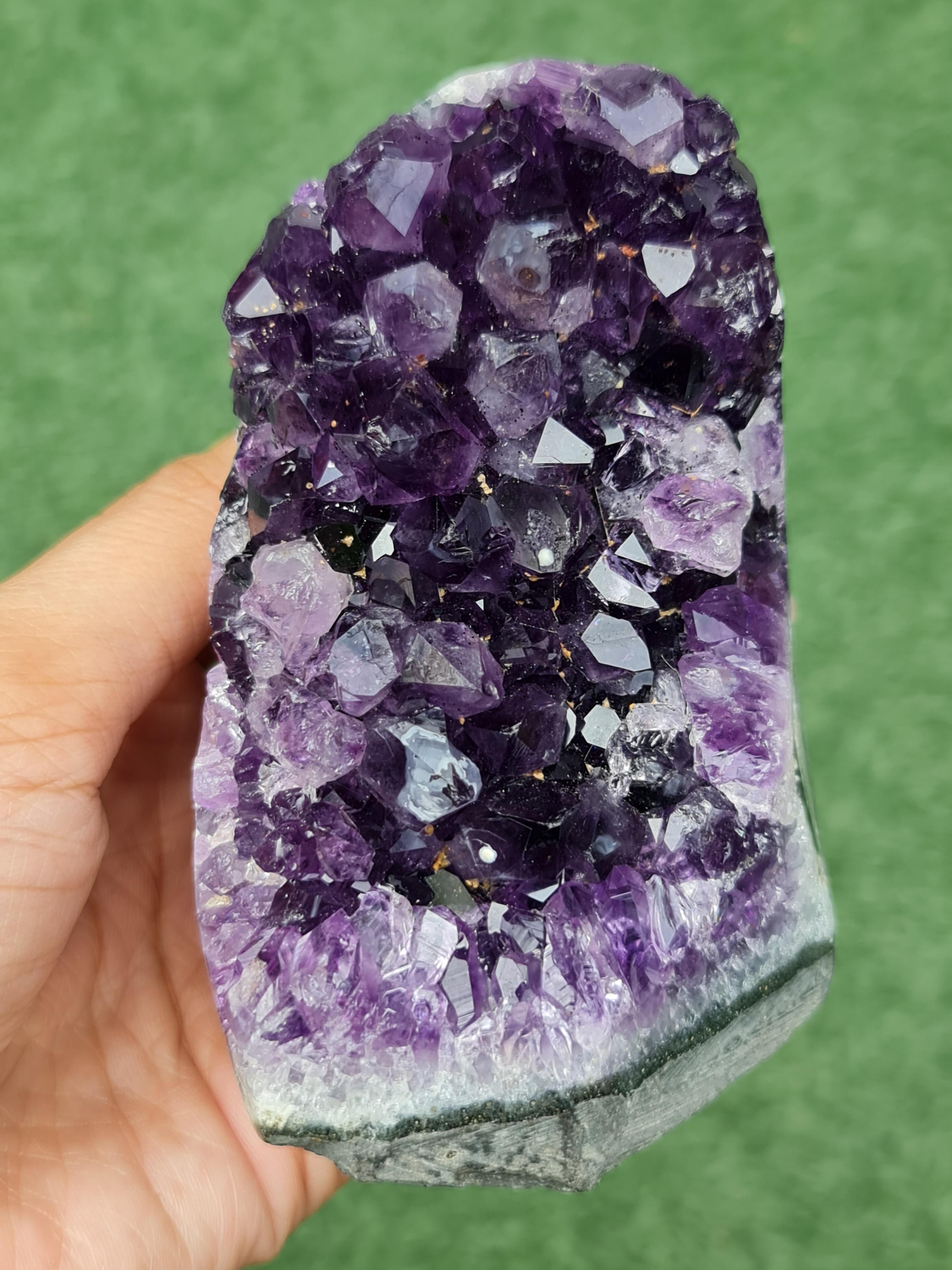 ก้อน ผลึก อเมทิส จีโอด Amethyst Geode 511 กรัม (grams.) พลอยแท้ อัญมณีมงคลประจําวันเกิด เครื่องประดับพลอย