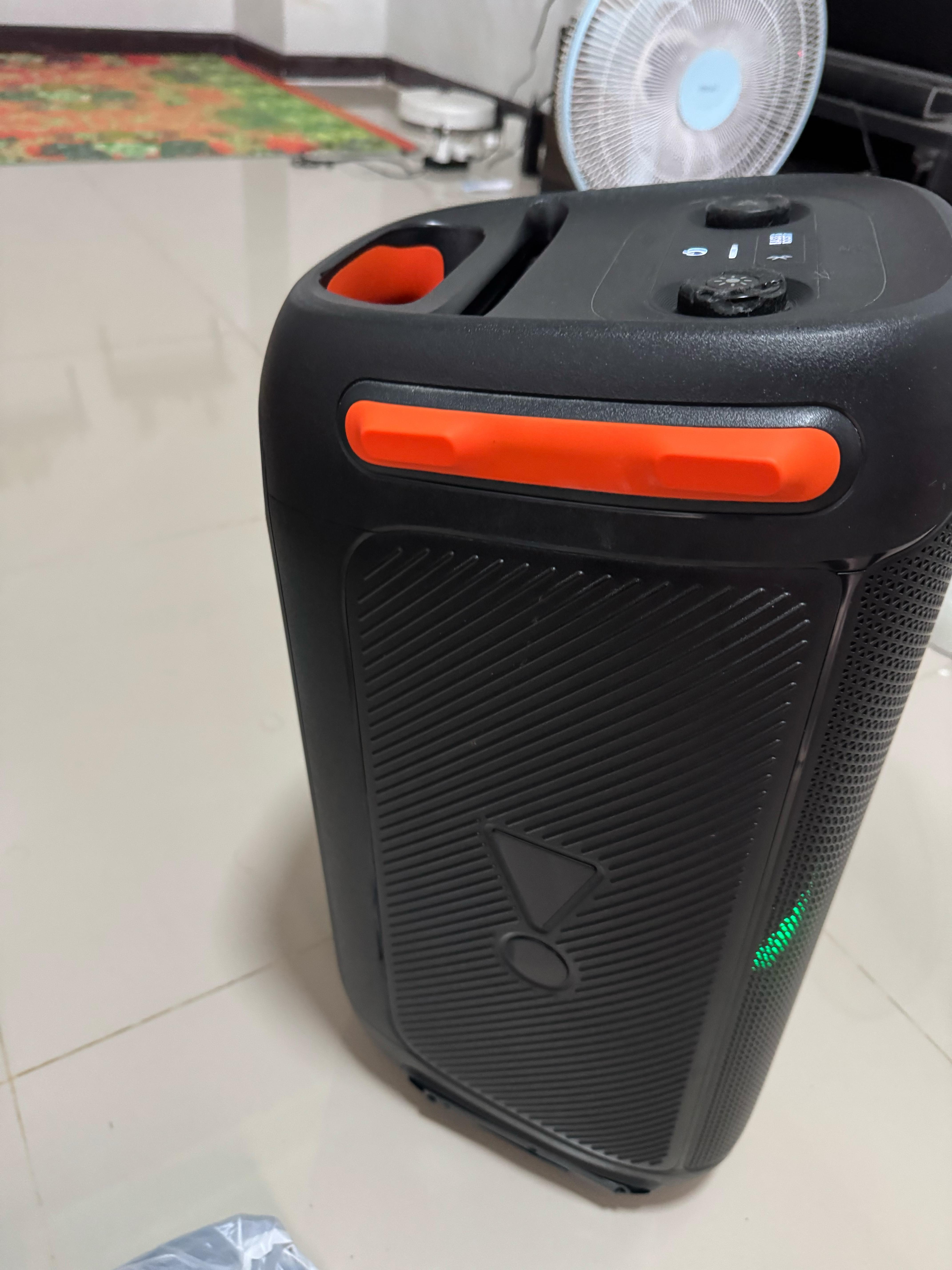 partybox 110 + ไมค์ ราคาดี สภาพดี