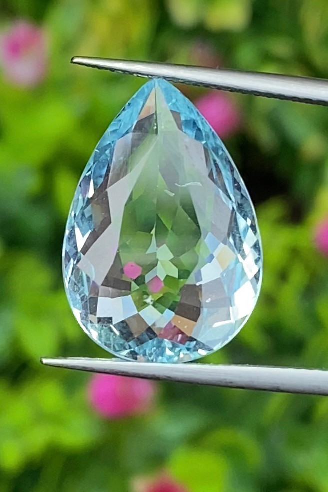 พลอย อความารีน Aquamarine 7.17 กะรัต (Cts.) พลอยแท้ อัญมณีมงคลประจําวันเกิด เครื่องประดับพลอย