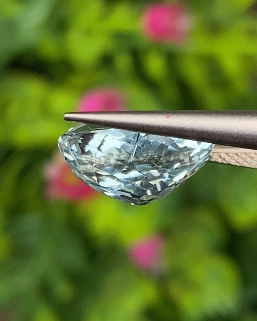 พลอย อความารีน Aquamarine 5.87 กะรัต (Cts.) พลอยแท้ อัญมณีมงคลประจําวันเกิด เครื่องประดับพลอย