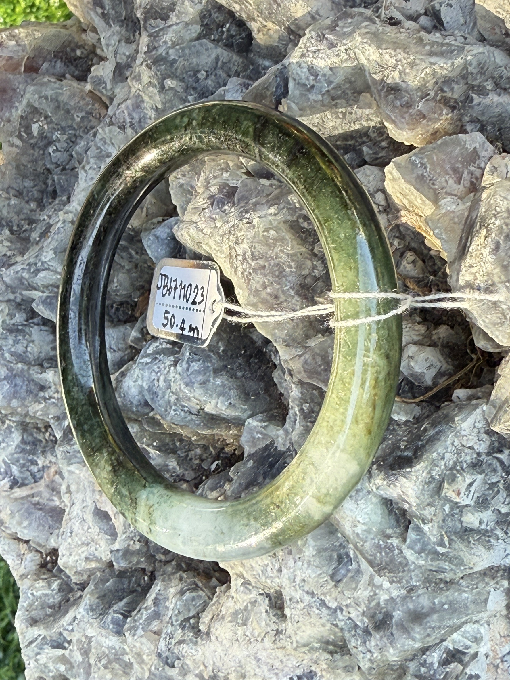 JB6711023 หยก พม่า แท้ Jade กำไลหยก 50.4 มม. (Jadeite bracelet) พม่า (Myanmar)