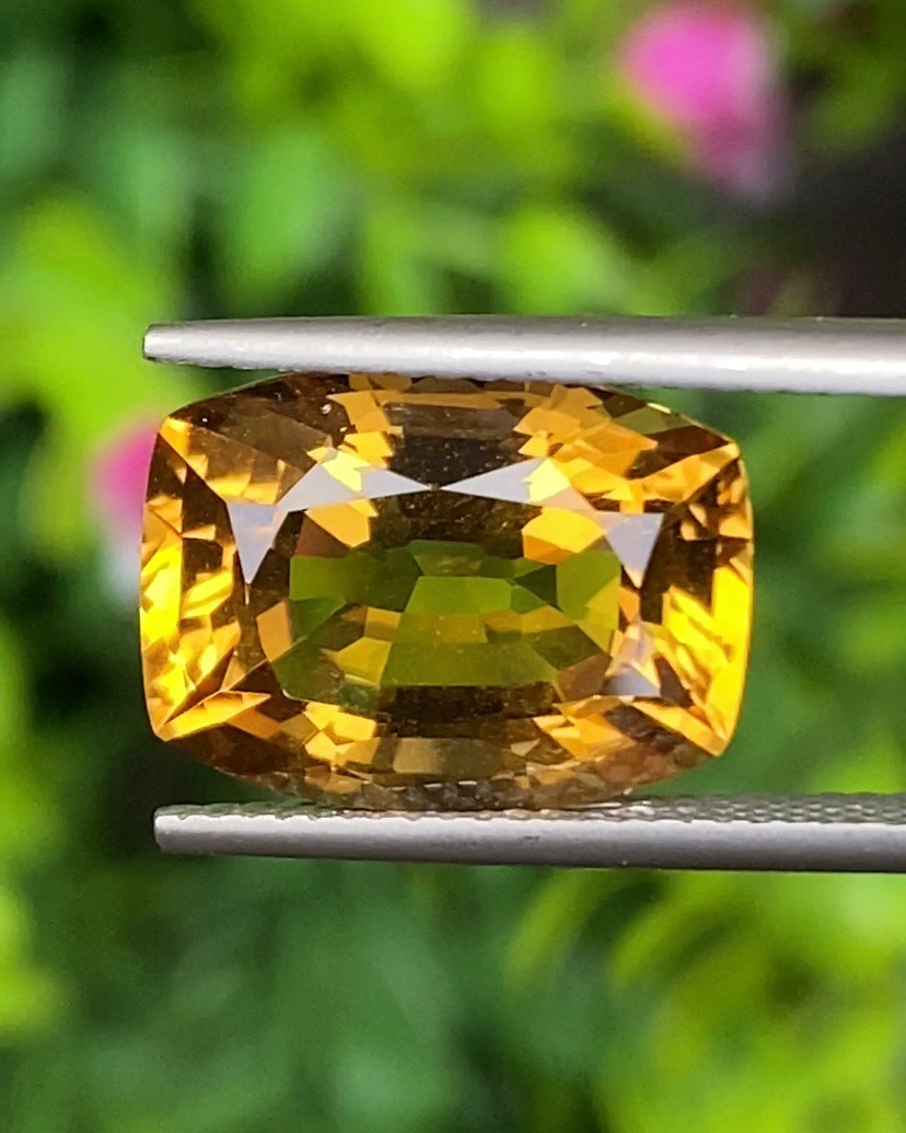 พลอย ซิทริน Citrine 7.10 กะรัต (Cts.) พลอยแท้ อัญมณีมงคลประจําวันเกิด เครื่องประดับพลอย