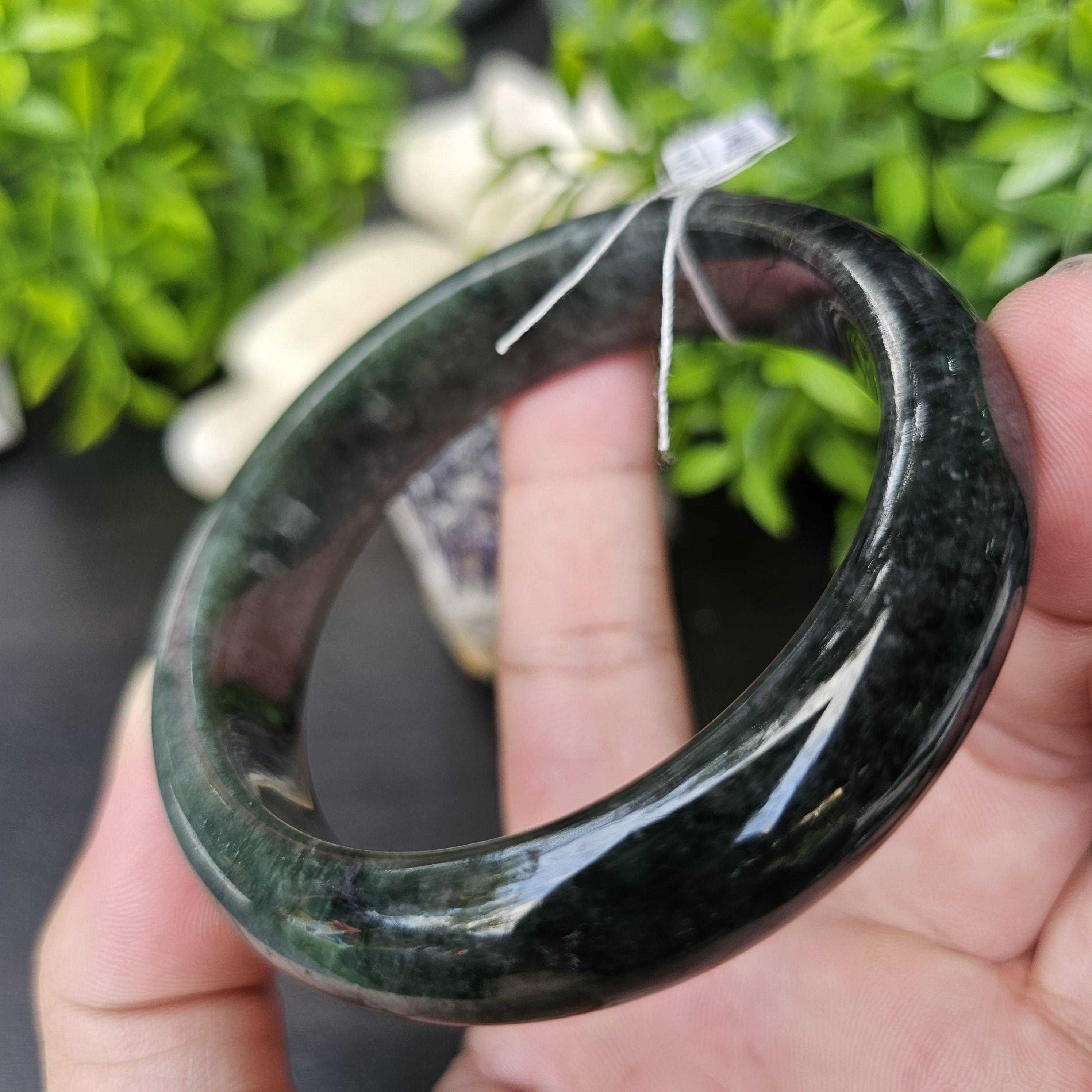 JB68041022 หยก พม่า แท้ Jade กำไลหยก 60.4 มม. (Jadeite bracelet) พม่า (Myanmar)