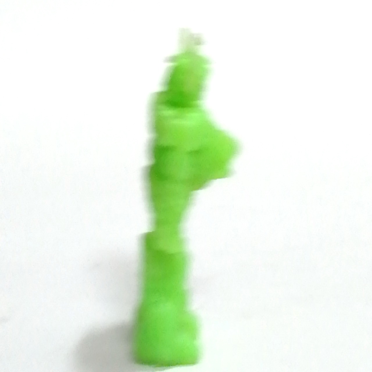 ตุ๊กตุ่นพลาสติกกึ่งแข็ง ขนาด2นิ้ว หุ่นดัลทาเนียส สีเขียวอ่อน ขนาดตามรูป งานเก่าเก็บ