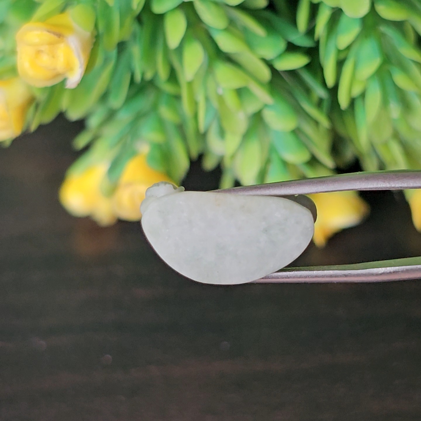 หยก แกะสลัก รูป พระ (Burmese jadeite) 20.87 กะรัต (cts.) หยก พม่า แท้