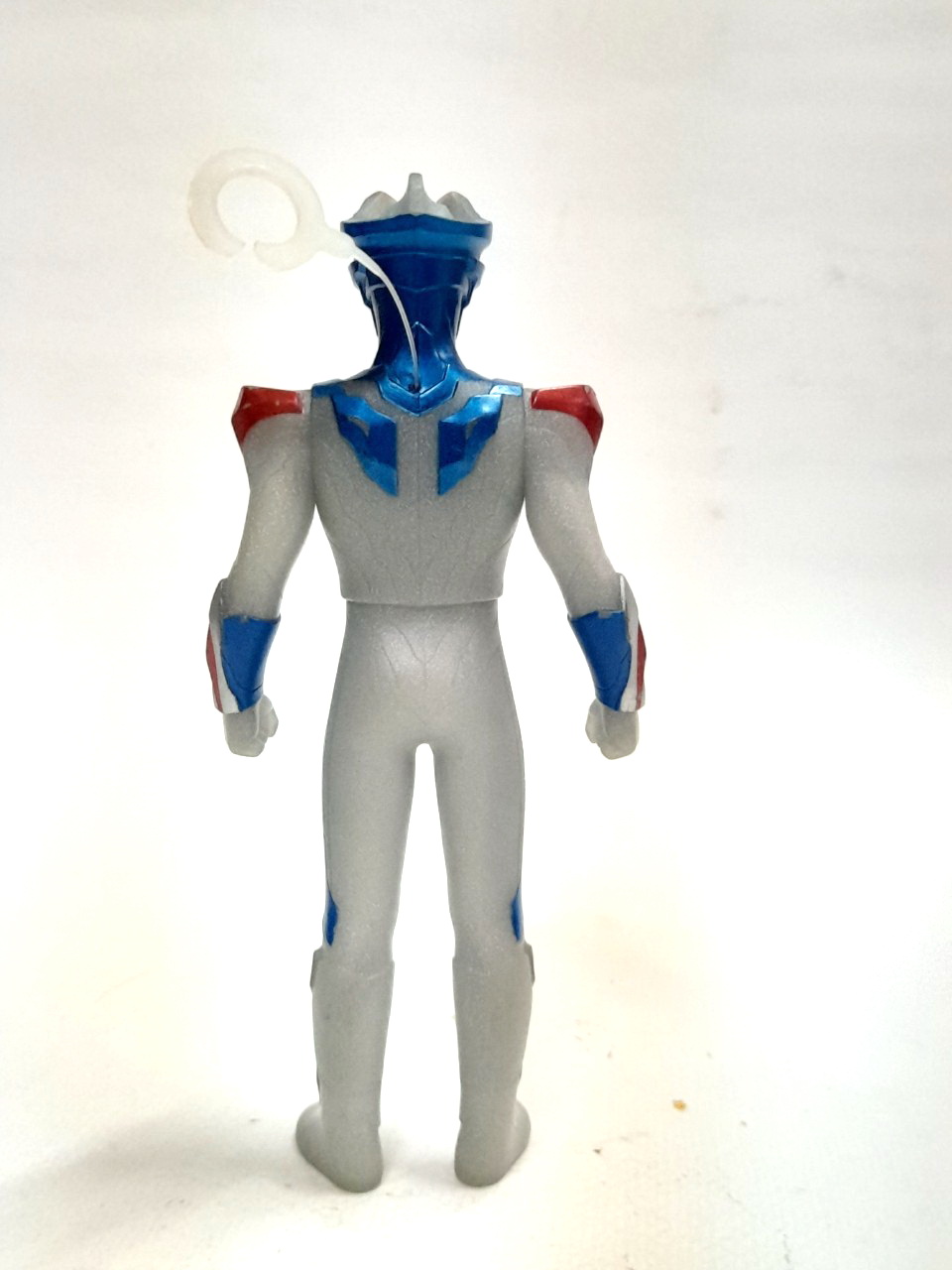 ซอฟ 5-5.5 นิ้ว อุลตร้าแมนวิคตอรี่ ตัวพิเศษ มือสอง สภาพดี มีรอยบ้าง มีปั๊มใต้เท้า