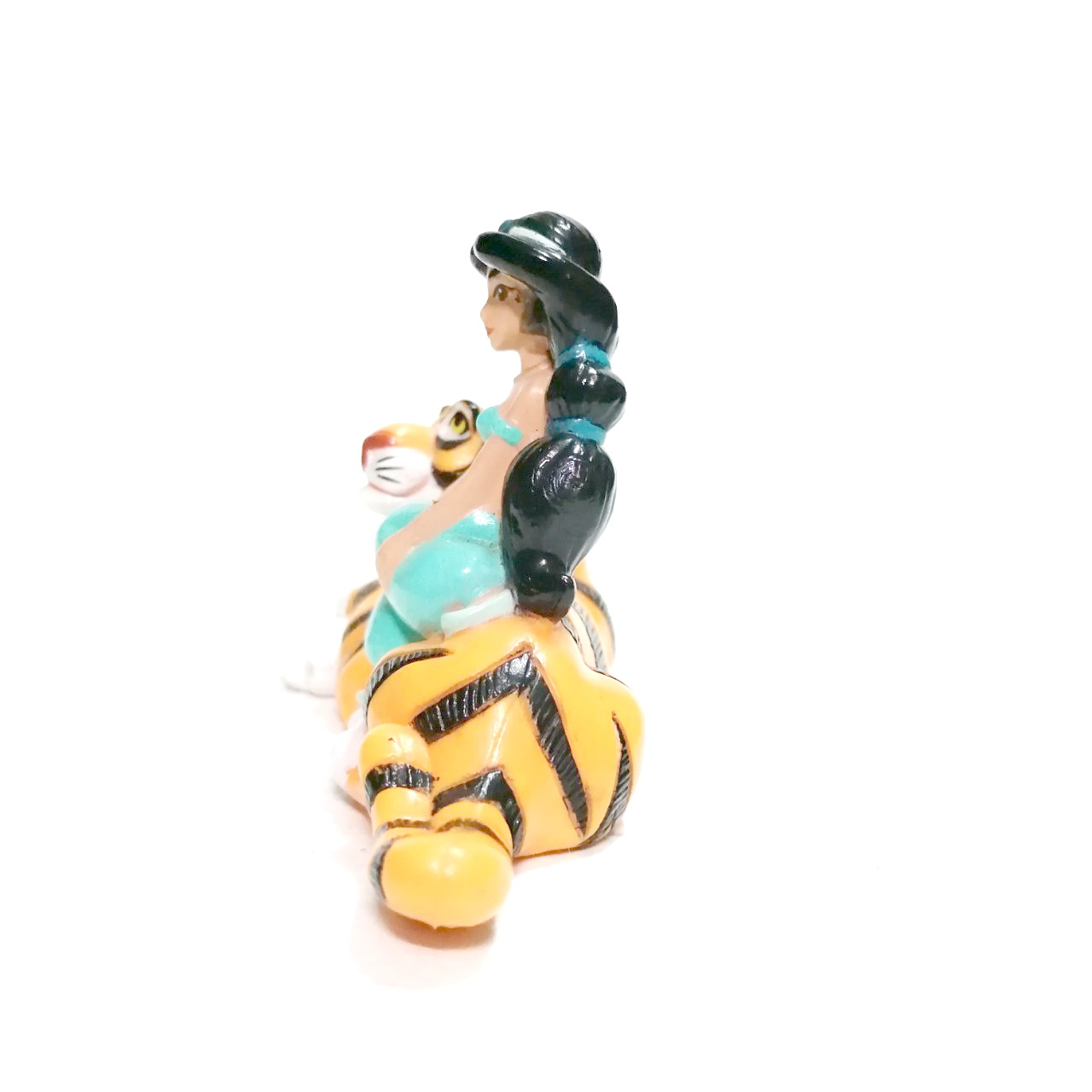 ฟิกเกอร์ยางตัน ขนาดตามรูป เจ้าหญิงจัสมินนั่งบนหลังเสือ จาก เรื่อง อาละดินกับยักษ์ในตะเกียงวิเศษ ฟิกเกอร์แมทเทล 1992 สภาพดี