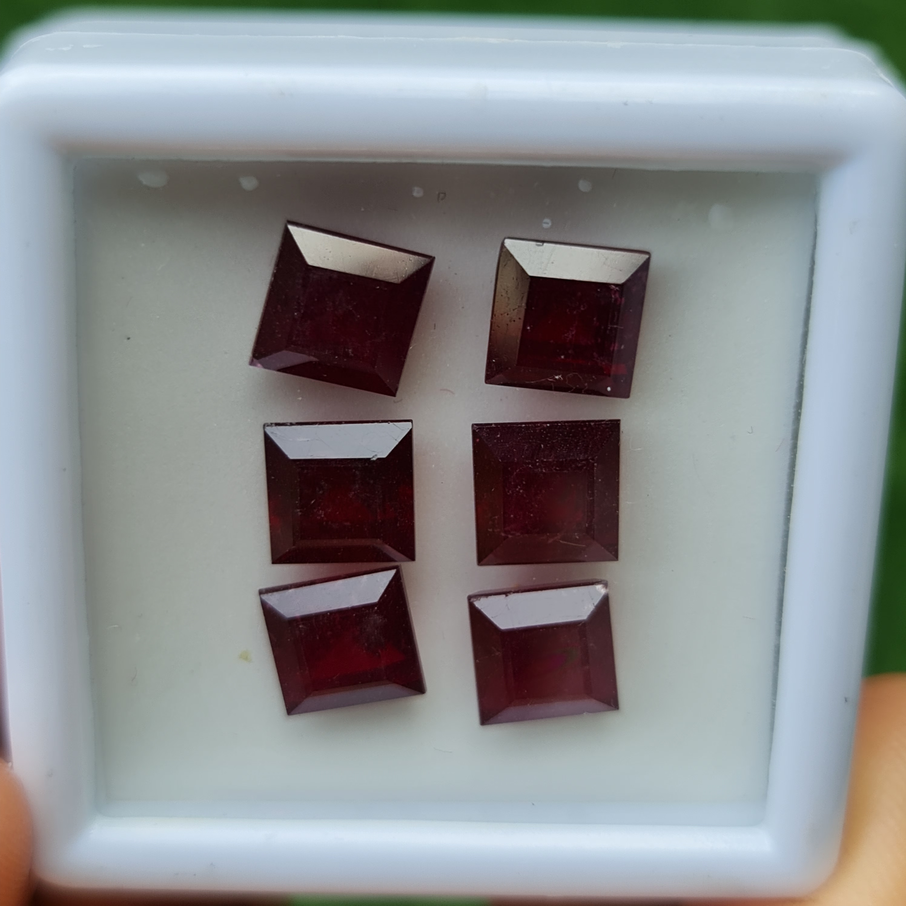 พลอย ทับทิม Ruby sapphire 6 เม็ด 16.30 กะรัต (Cts.) พลอยแท้ อัญมณีมงคลประจําวันเกิด เครื่องประดับพลอย
