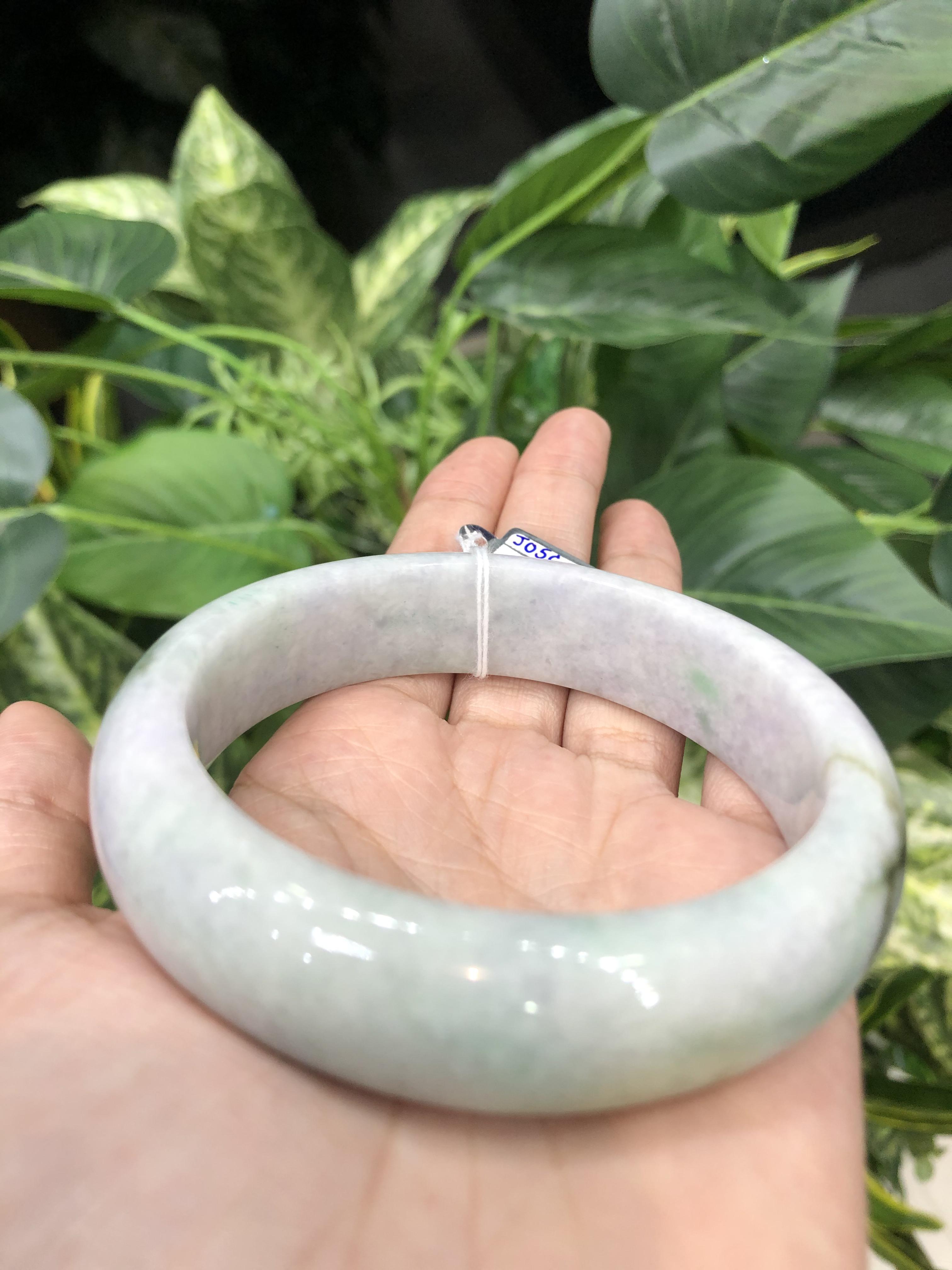 J05C0109 หยก พม่า แท้ Jade กำไลหยก 58 มม. (Jade bracelet) พม่า (Myanmar)