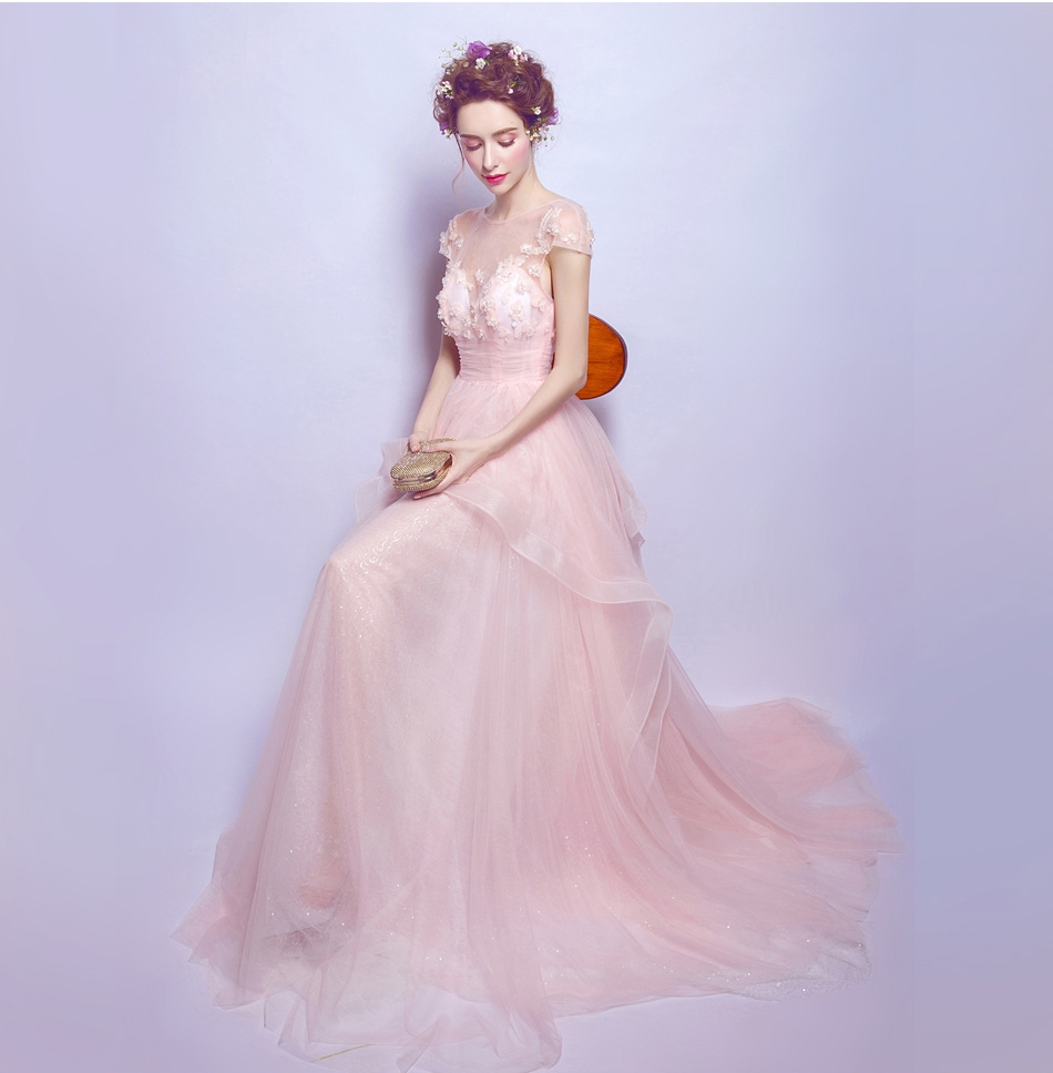 Pre-order ชุดแฟนซี ชุดเจ้าสาว ชุดราตรียาว สีชมพู แขนสั้น ซีทรู แต่งคริสตัลช่วงบน กระโปรงยาว ซิปหลัง