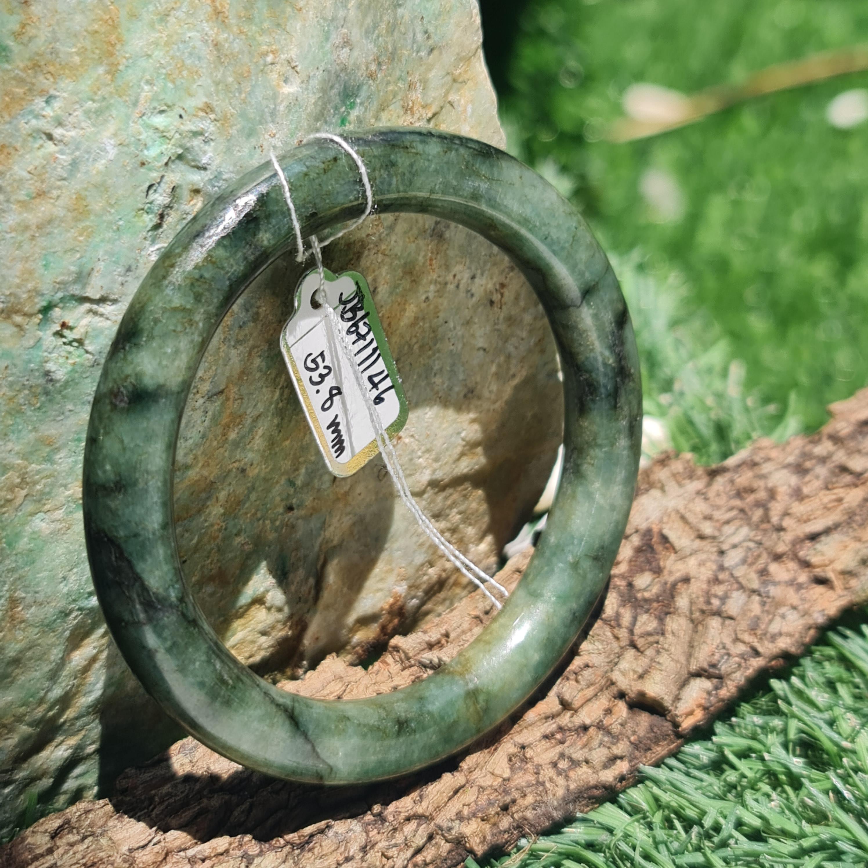 JB6711146 หยก พม่า แท้ Jade กำไลหยก 53.8 มม. (Jadeite bracelet) พม่า (Myanmar)