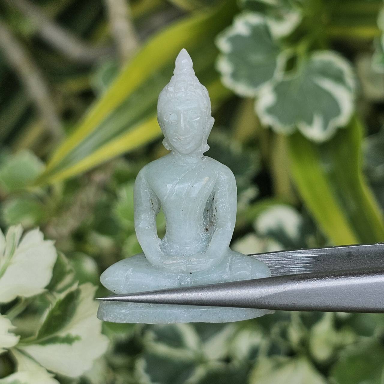 หยก แกะสลัก รูป พระ (Burmese jadeite) 28.45 กะรัต (cts.) หยก พม่า แท้