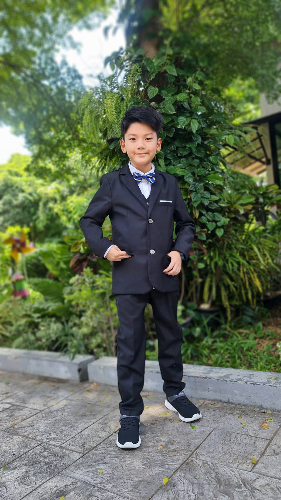 เช่า ชุดสูทเด็กชาย สีกรมท่า 2 กระดุม ทรงคลาสสิก