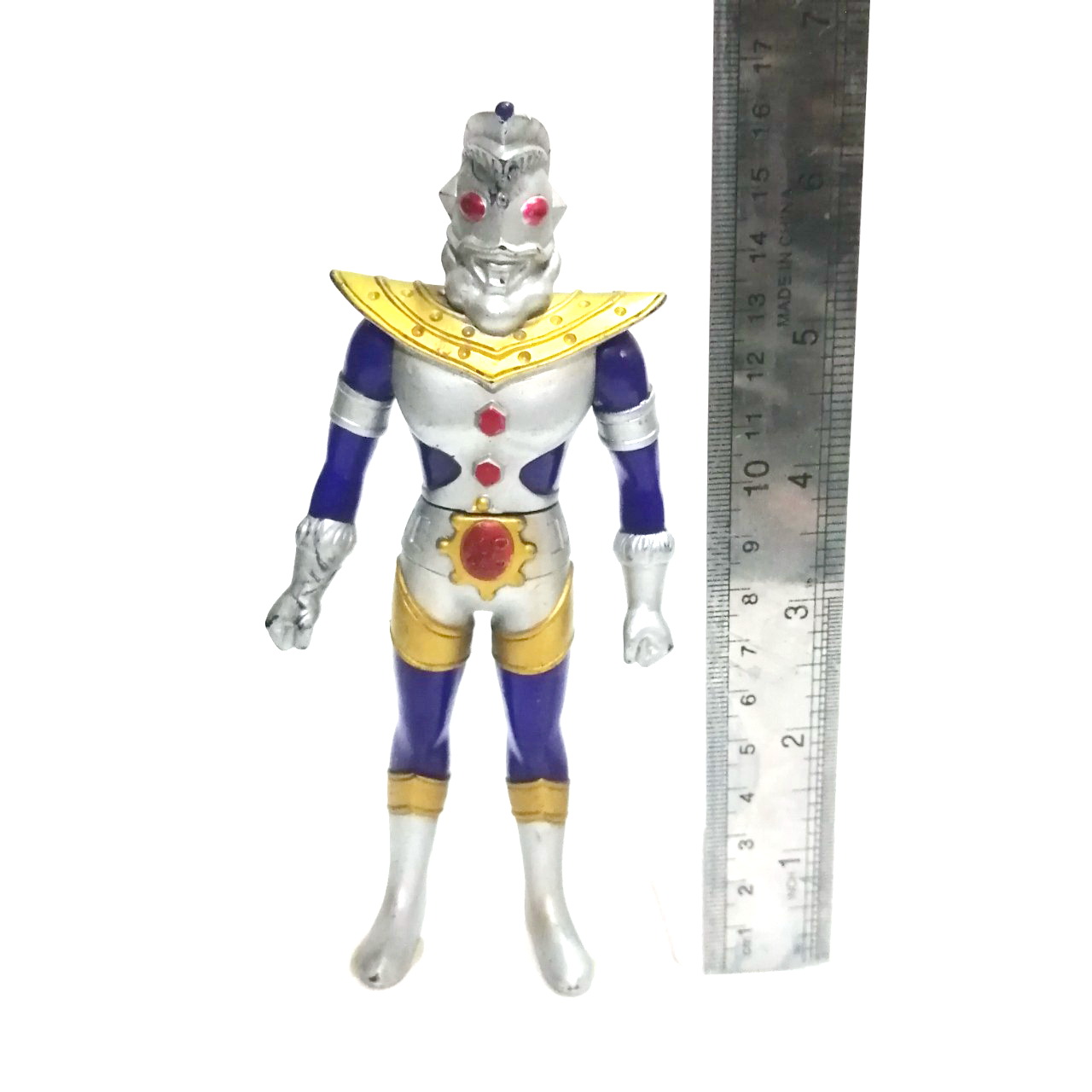 ซอฟ 6.5 -7 นิ้ว ขนาดตามรูป อุลตร้าแมนคิงส์ ซอฟ japan ปี 1988 **มีรอยบ้าง พิจารณาก่อนซื้อ