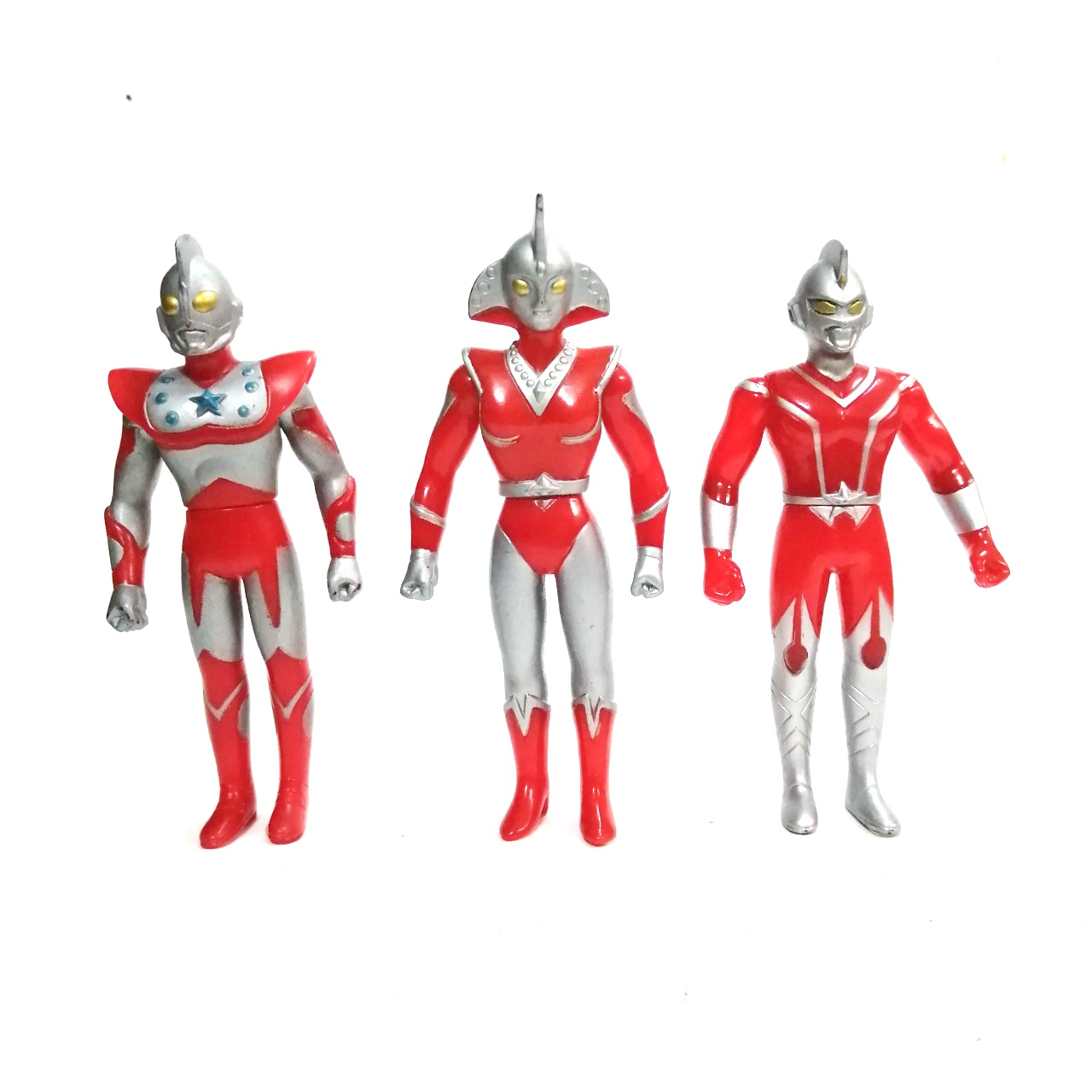 ซอฟ 5 นิ้ว ขนาดตามรูป อุลตร้าแมนUSA อุลตร้าแมนสก๊อต, อุลตร้าแมนชัค และ อุลตร้าวูเมน เบธ ครบทีม3ตัว สภาพดี มีรอยบ้าง ขายรวมสามตัวไม่แยก