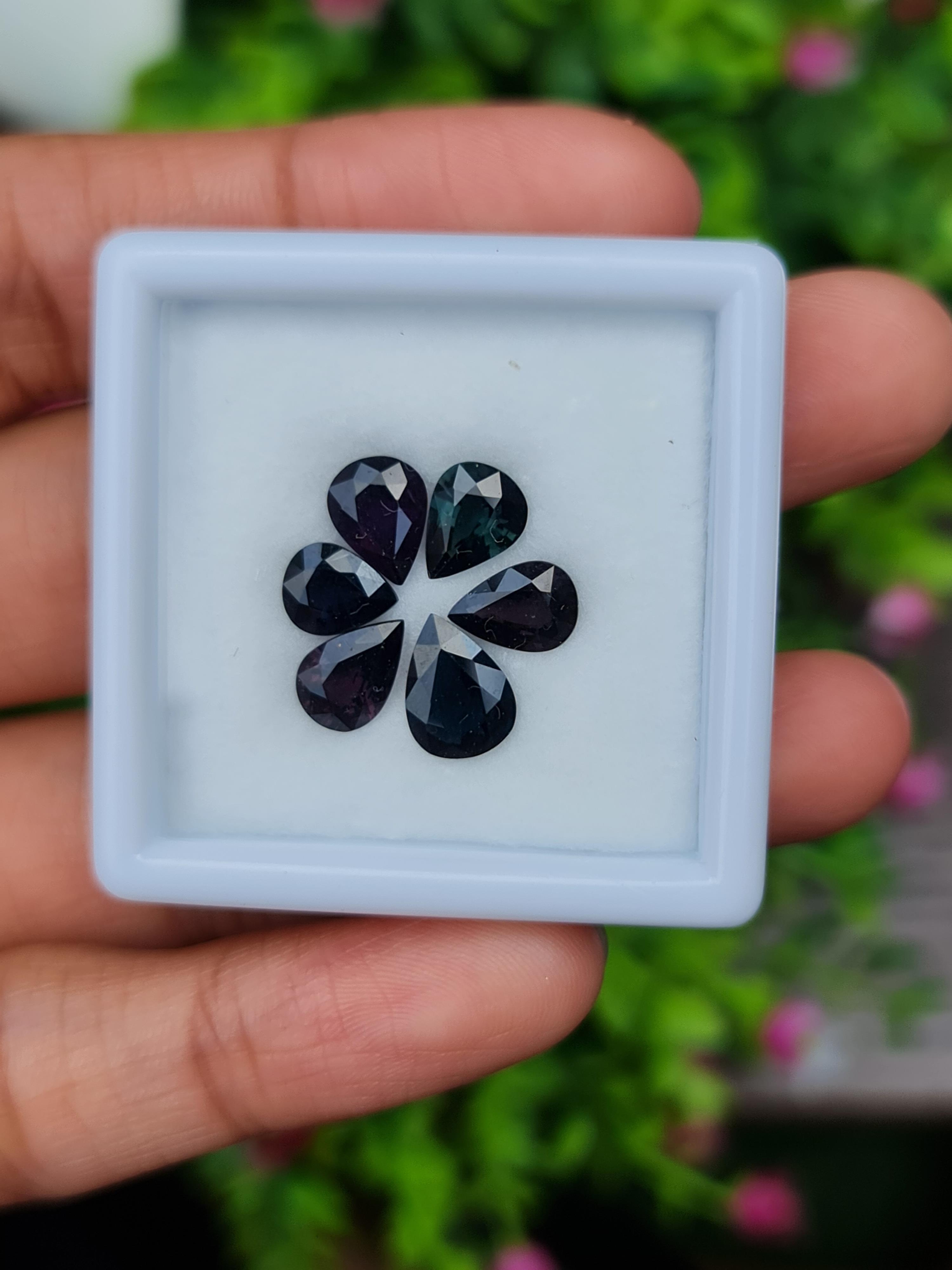พลอย สปิเนล พม่า Spinel Myanmar 6.14 กะรัต (Cts.) 6 เม็ด พลอยแท้ อัญมณีมงคลประจําวันเกิด เครื่องประดับพลอย