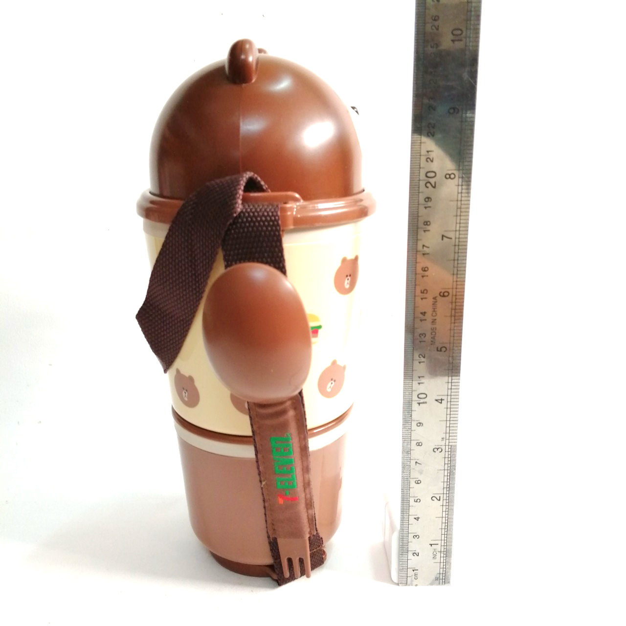 ชุดปิ่นโตหมีบราวน์ brown แคแรคเตอร์ จาก LINE สามารถแยกออกจากกัน ได้4ชิ้น(ตามรูป) สภาพดี ขนาดตามรูป มีรอยบ้าง