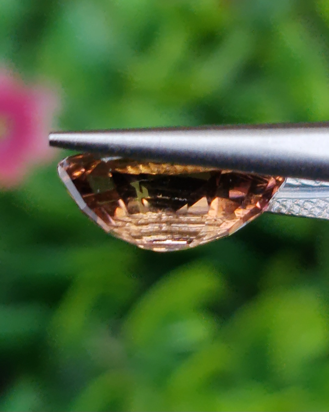 พลอย ทัวร์มาลีน Tourmaline Pink 4.29 กะรัต (Cts.) ดิบ Unheated พลอยแท้ อัญมณีมงคลประจําวันเกิด เครื่องประดับพลอย